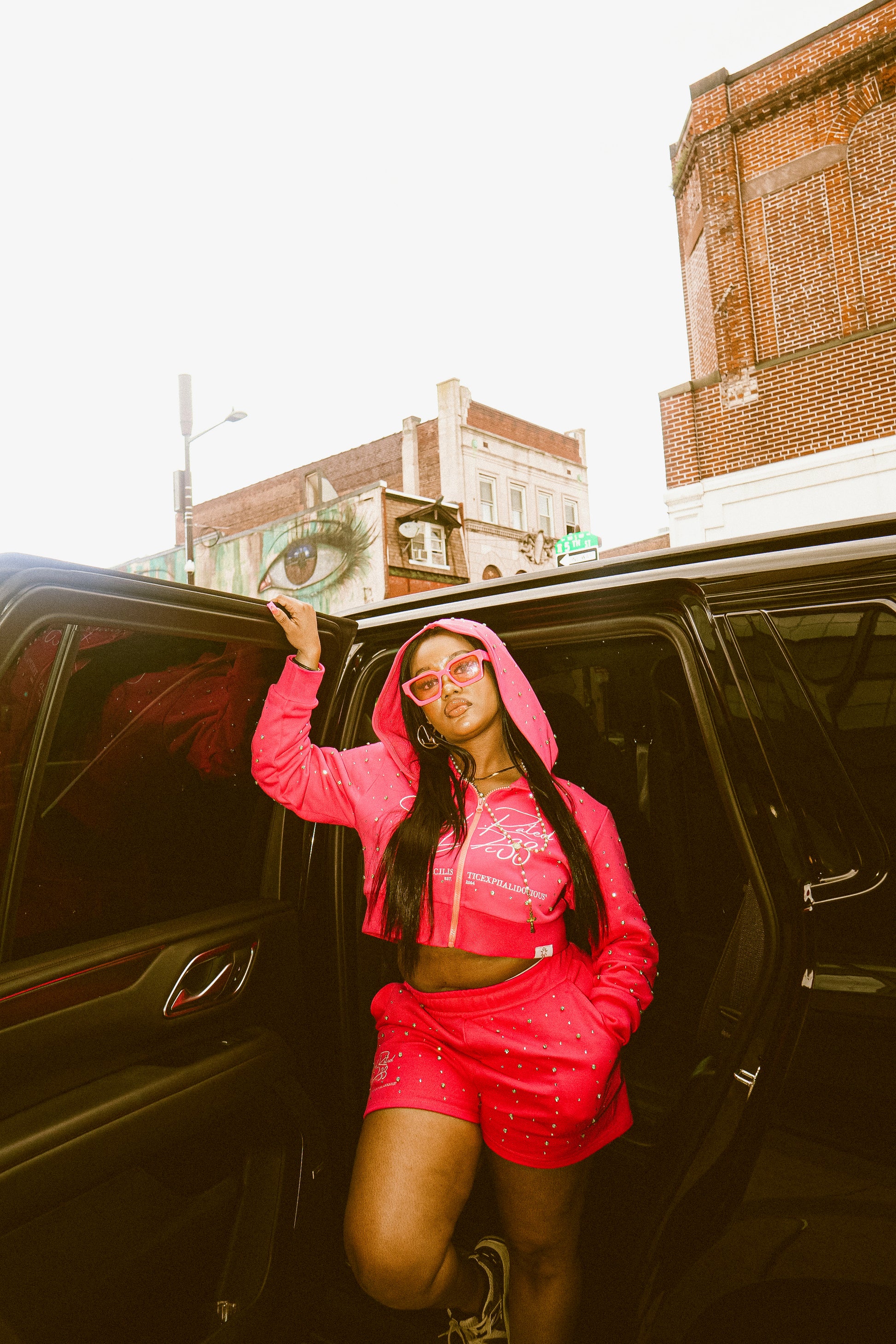 UNDRSZN DC33 “Supercaly” Set Hot Pink